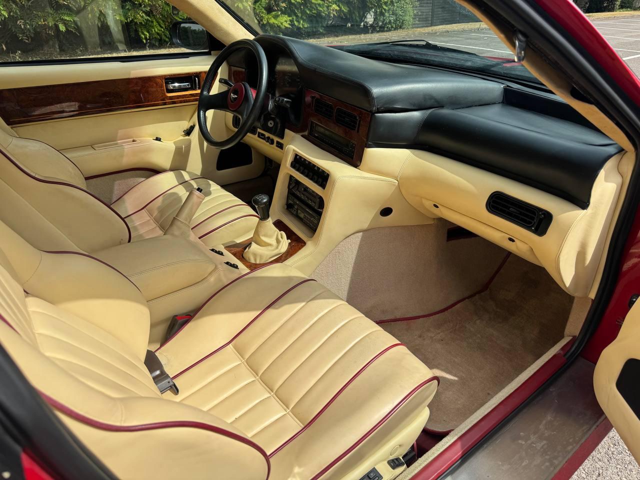 Aston Martin Virage 5.3