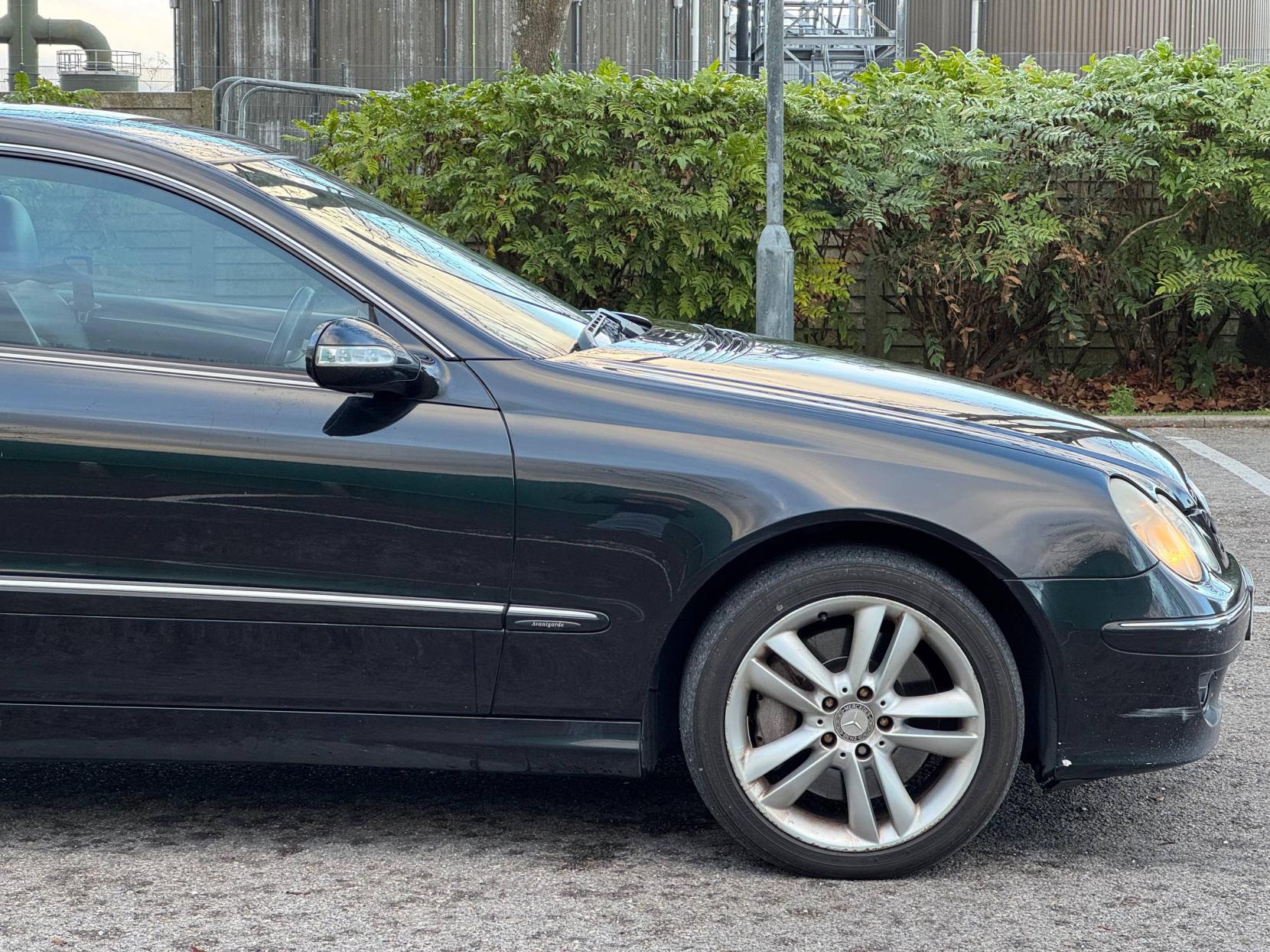 Mercedes-Benz CLK 3.0 CLK320 CDI Avantgarde Coupe 2dr Diesel 7G-Tronic (195 g/km, 221 bhp)