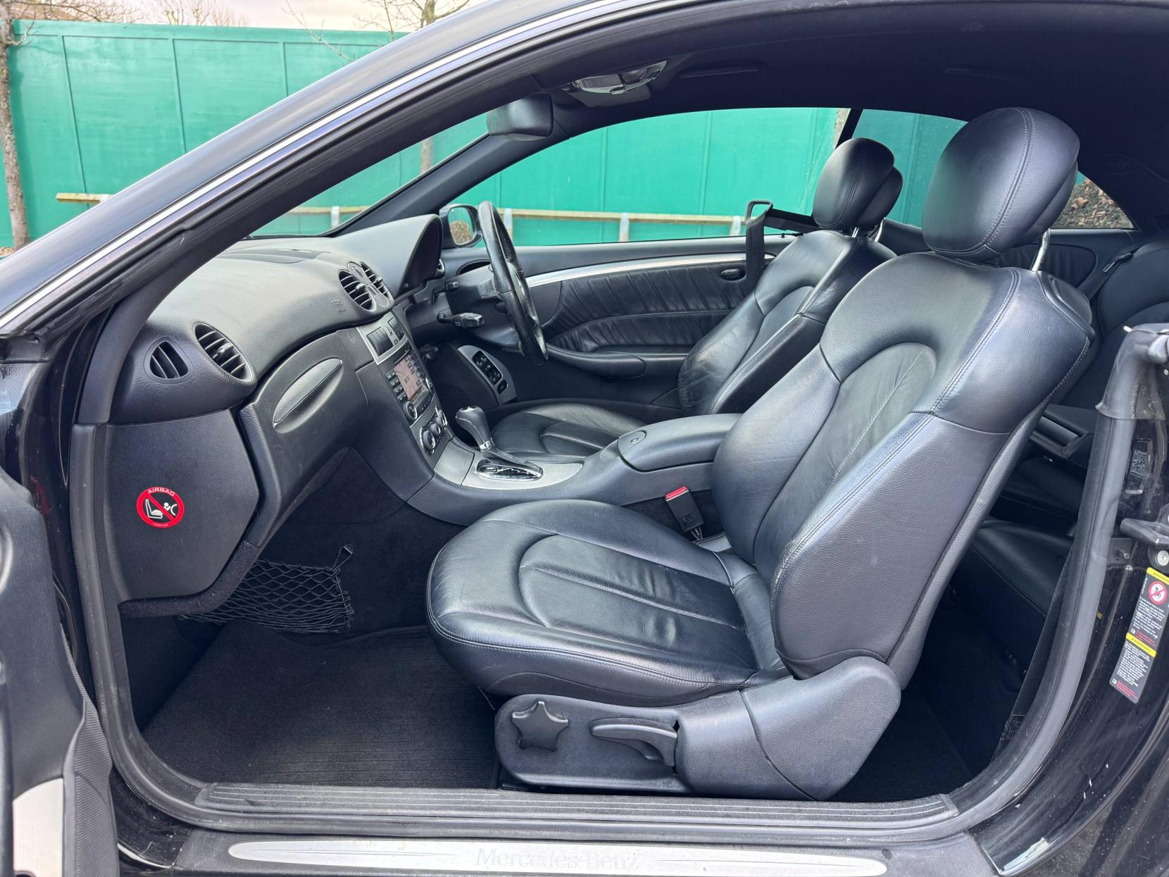 Mercedes-Benz CLK 3.0 CLK320 CDI Avantgarde Coupe 2dr Diesel 7G-Tronic (195 g/km, 221 bhp)