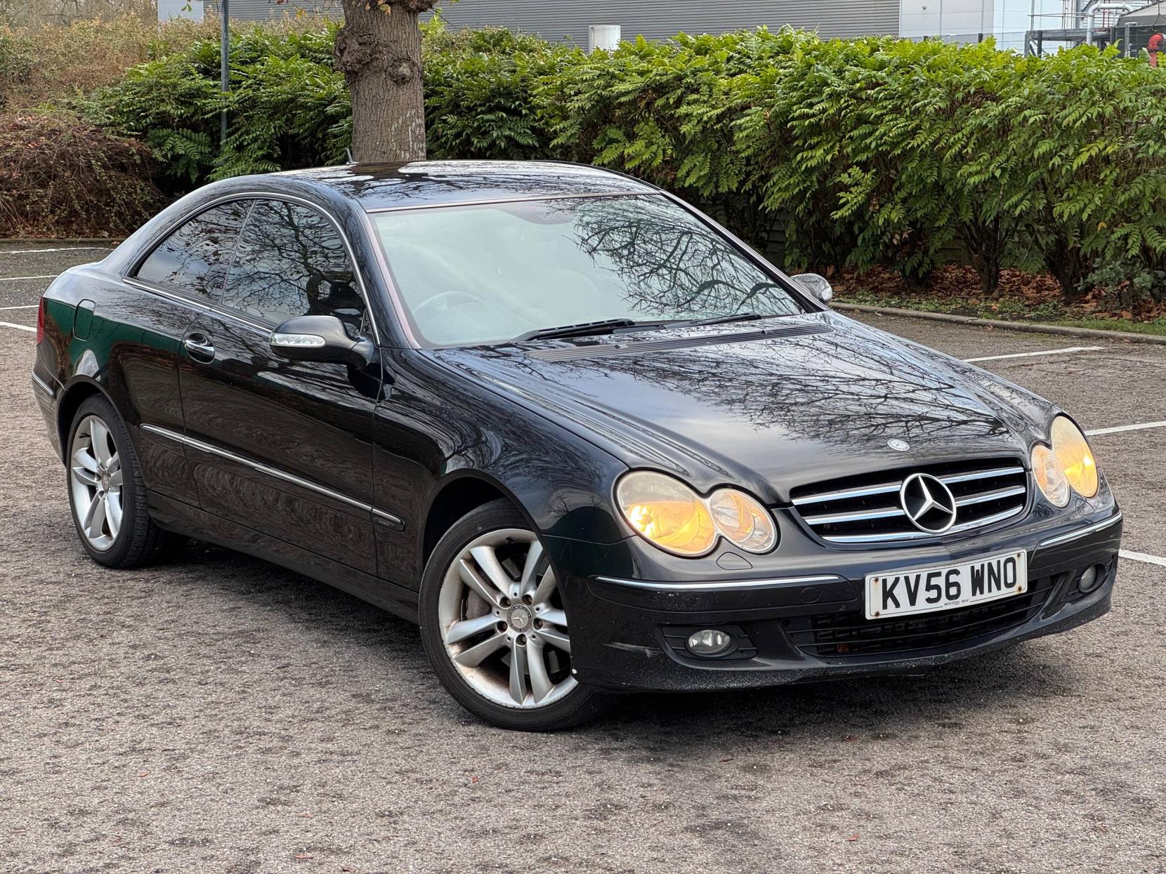 Mercedes-Benz CLK 3.0 CLK320 CDI Avantgarde Coupe 2dr Diesel 7G-Tronic (195 g/km, 221 bhp)