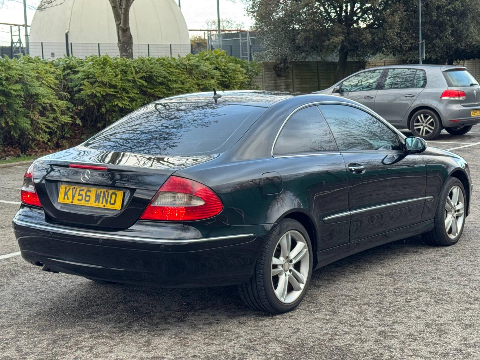 Mercedes-Benz CLK 3.0 CLK320 CDI Avantgarde Coupe 2dr Diesel 7G-Tronic (195 g/km, 221 bhp)