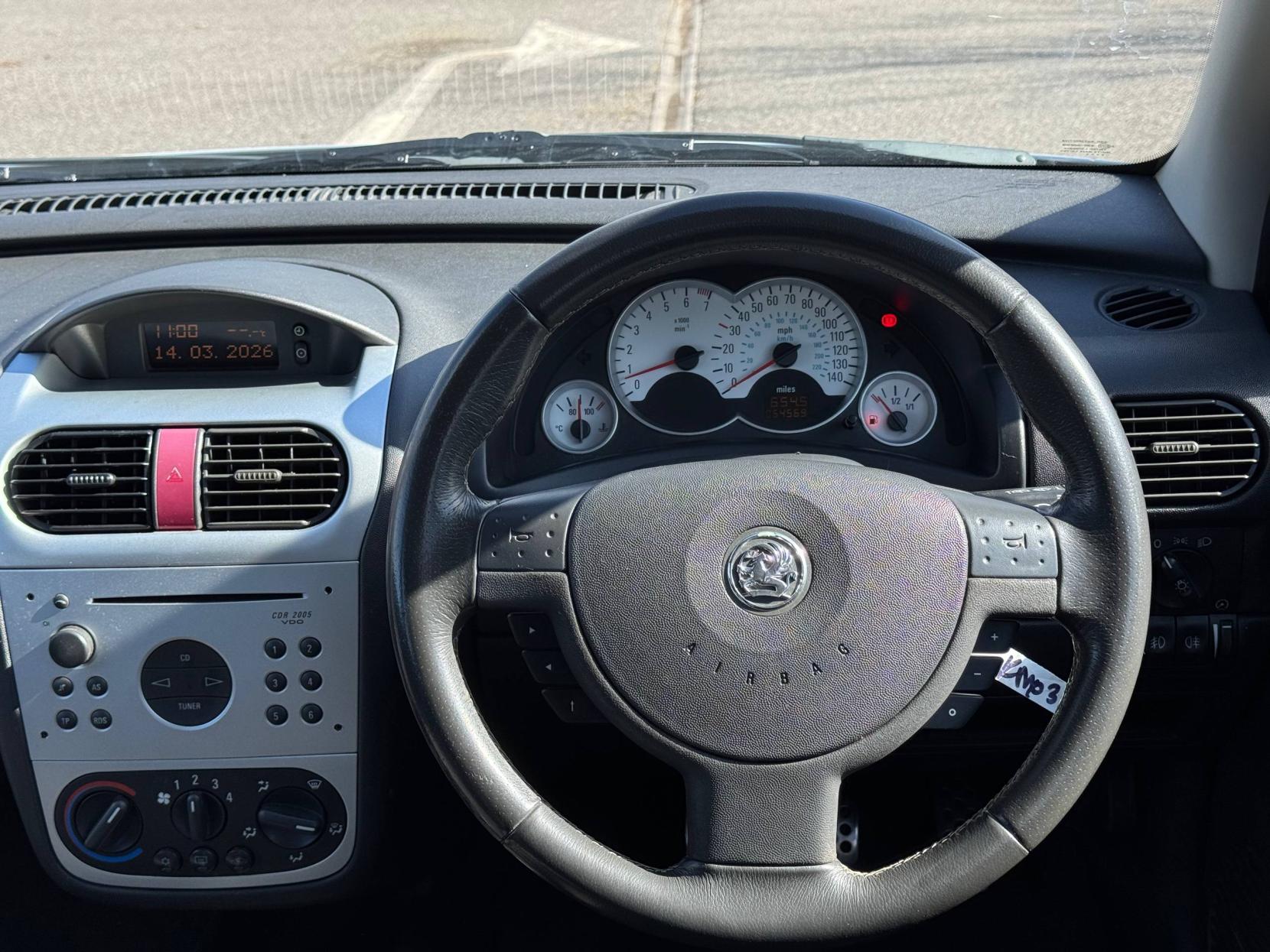 Vauxhall Corsa 1.4i 16v SRi Hatchback 5dr Petrol Manual (a/c) (173 g/km, 89 bhp)