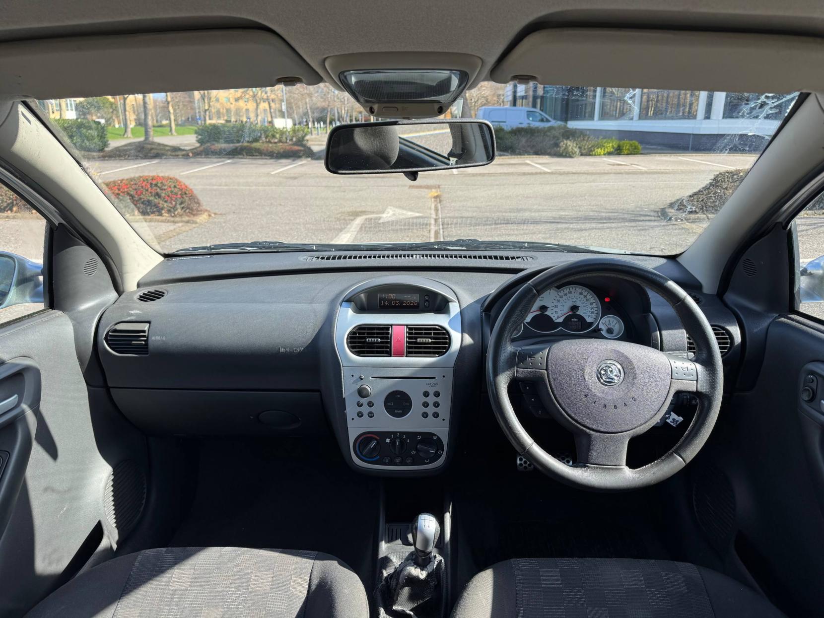 Vauxhall Corsa 1.4i 16v SRi Hatchback 5dr Petrol Manual (a/c) (173 g/km, 89 bhp)