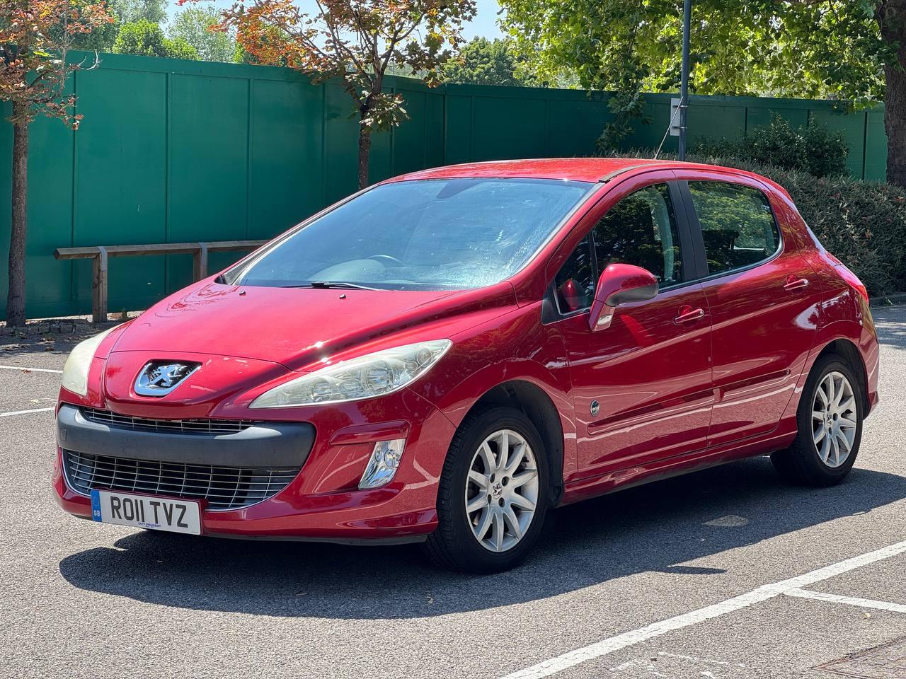 Peugeot 308 1.6 VTi Envy Hatchback 5dr Petrol Manual (147 g/km, 120 bhp)