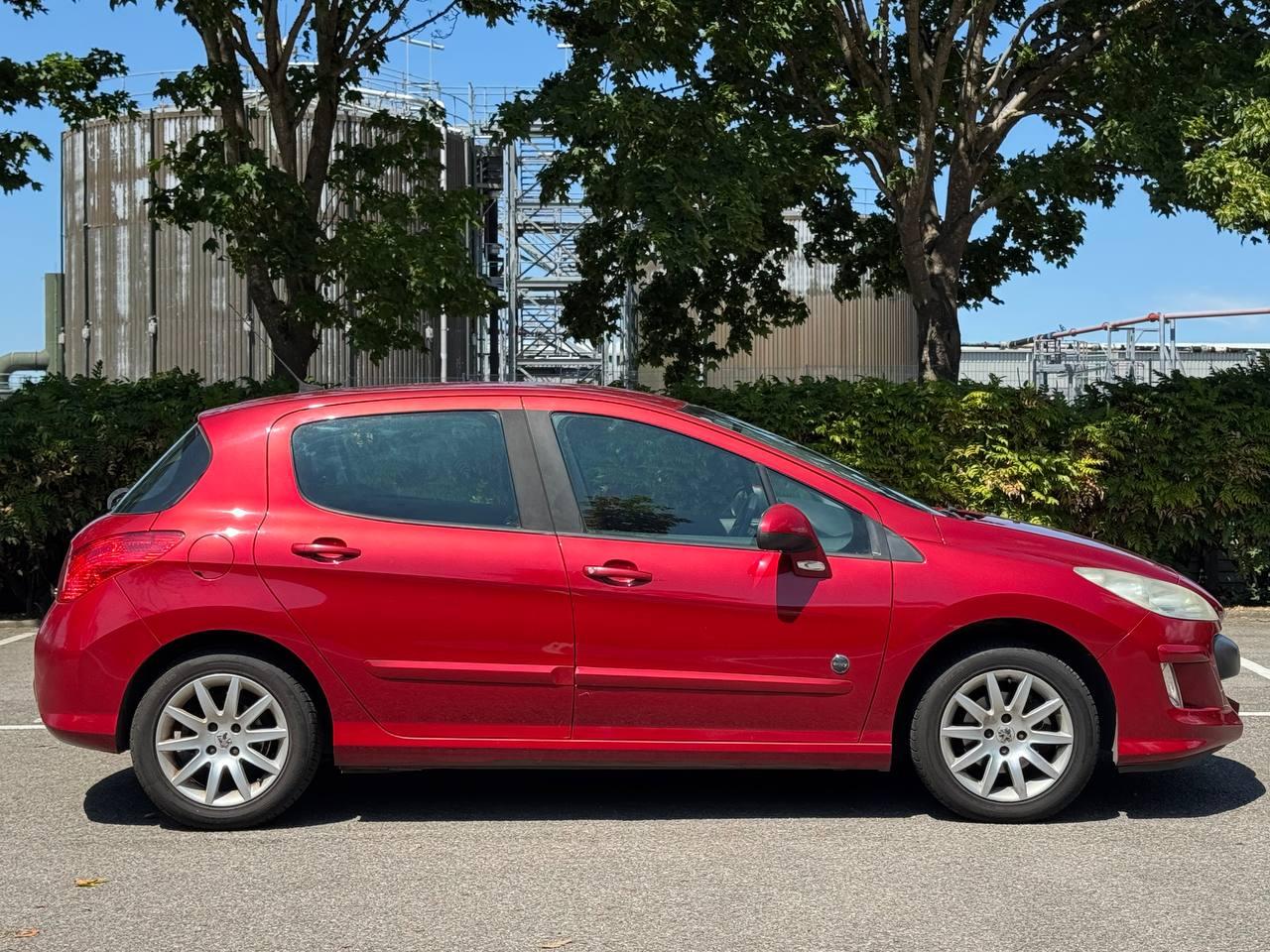 Peugeot 308 1.6 VTi Envy Hatchback 5dr Petrol Manual (147 g/km, 120 bhp)