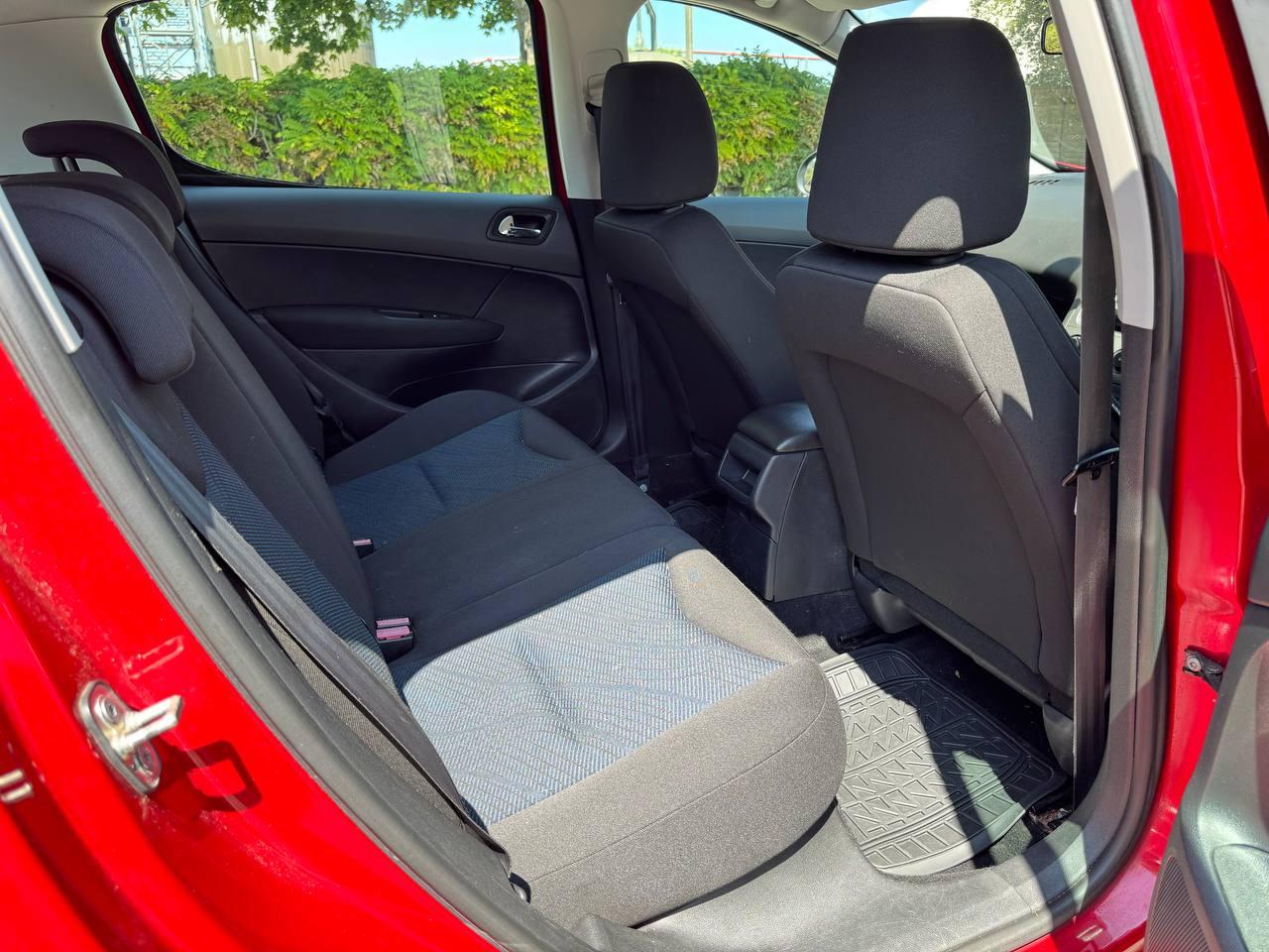 Peugeot 308 1.6 VTi Envy Hatchback 5dr Petrol Manual (147 g/km, 120 bhp)