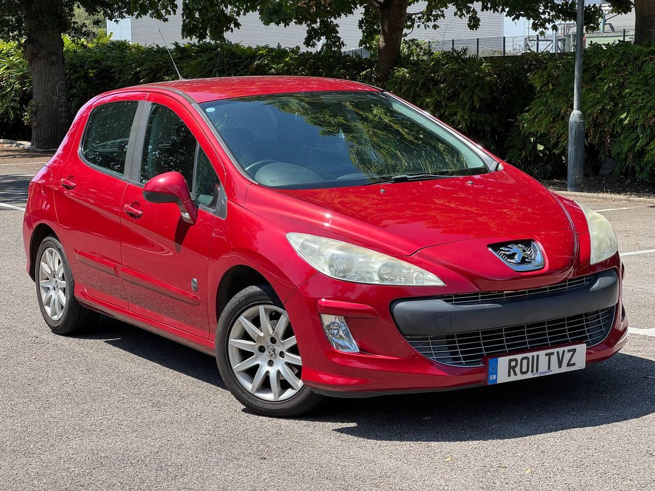 Peugeot 308 1.6 VTi Envy Hatchback 5dr Petrol Manual (147 g/km, 120 bhp)