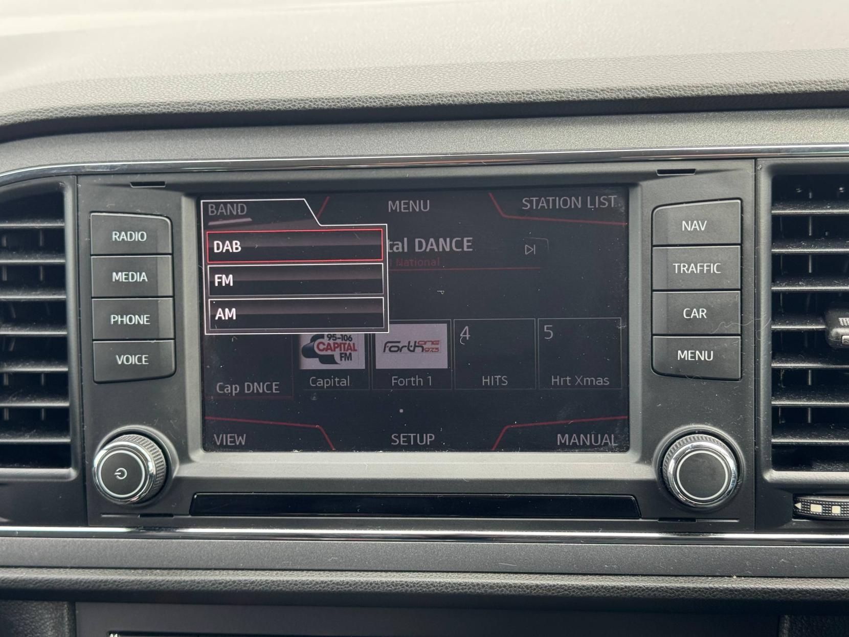 SEAT Leon 1.4 TSI FR Black Technology Hatchback 5dr Petrol Manual Euro 6 (s/s) (125 ps)