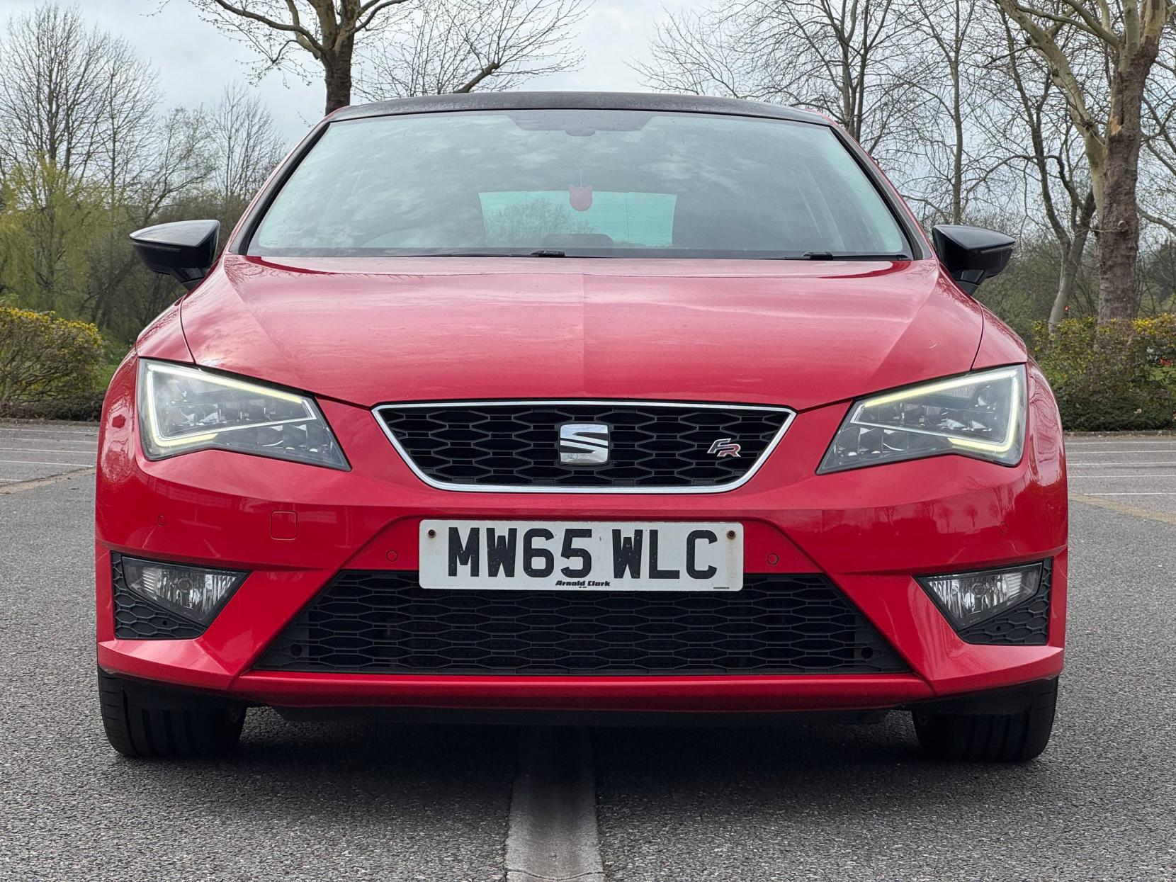 SEAT Leon 1.4 TSI FR Black Technology Hatchback 5dr Petrol Manual Euro 6 (s/s) (125 ps)