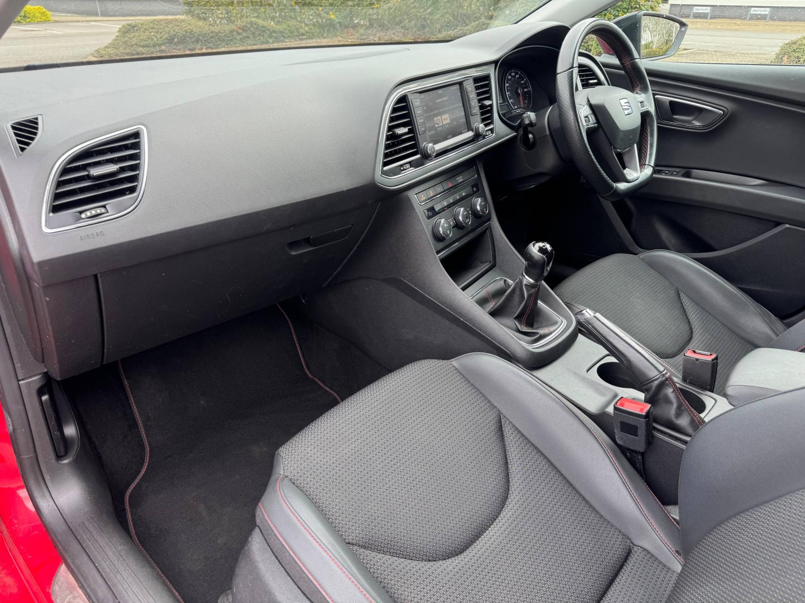 SEAT Leon 1.4 TSI FR Black Technology Hatchback 5dr Petrol Manual Euro 6 (s/s) (125 ps)