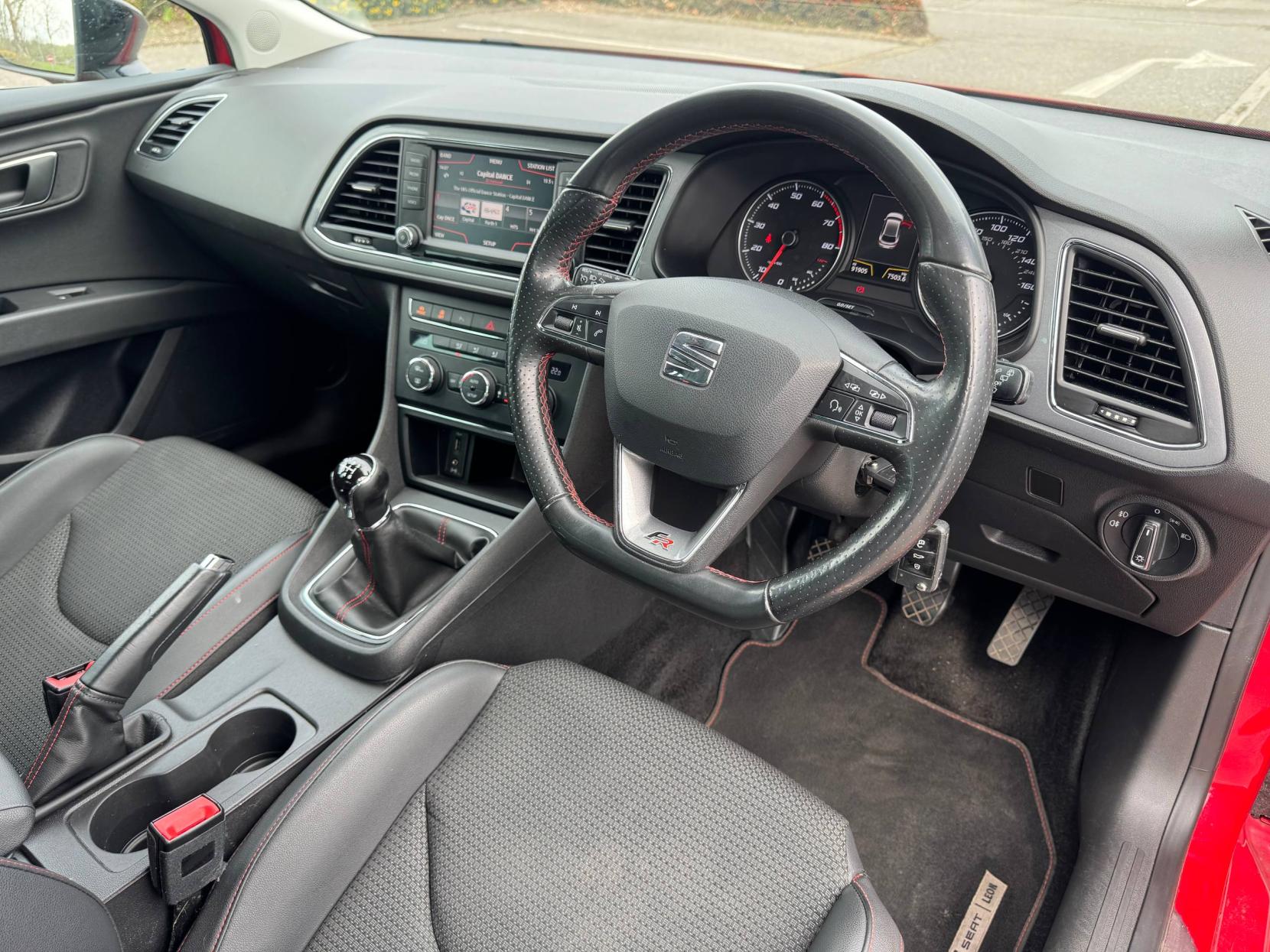 SEAT Leon 1.4 TSI FR Black Technology Hatchback 5dr Petrol Manual Euro 6 (s/s) (125 ps)