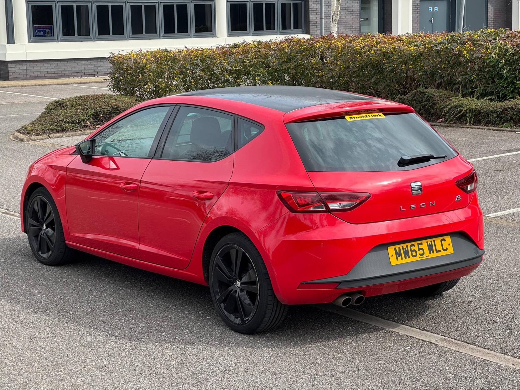 SEAT Leon 1.4 TSI FR Black Technology Hatchback 5dr Petrol Manual Euro 6 (s/s) (125 ps)