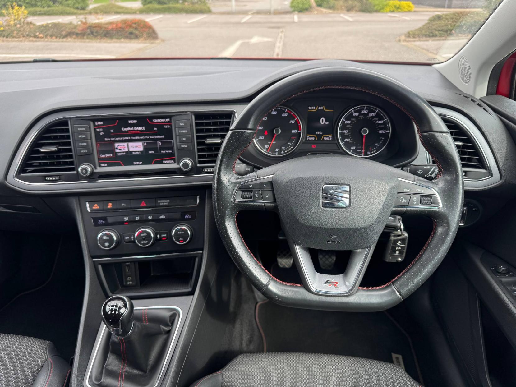 SEAT Leon 1.4 TSI FR Black Technology Hatchback 5dr Petrol Manual Euro 6 (s/s) (125 ps)