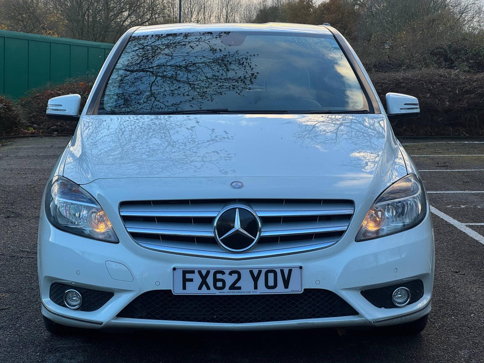 Mercedes-Benz B Class 1.8 B180 CDI BlueEfficiency SE MPV 5dr Diesel Manual Euro 5 (s/s) (109 ps)