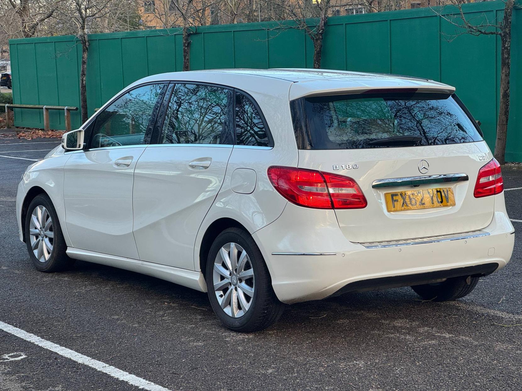 Mercedes-Benz B Class 1.8 B180 CDI BlueEfficiency SE MPV 5dr Diesel Manual Euro 5 (s/s) (109 ps)