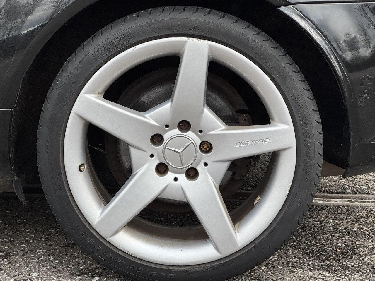 Mercedes-Benz SLK 3.5 SLK350 Convertible 2dr Petrol Manual (255 g/km, 272 bhp)