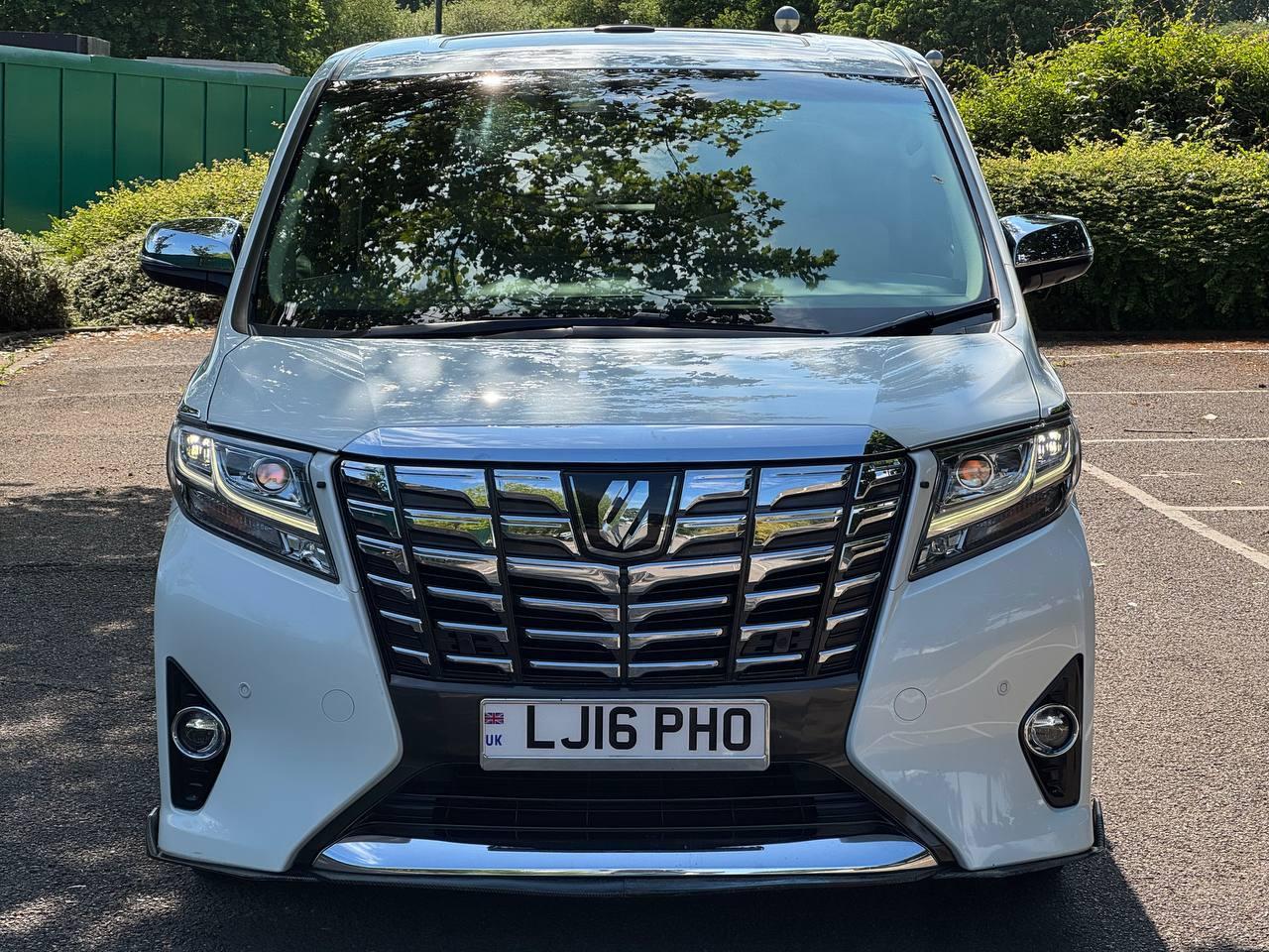 Toyota Alphard Toyota Alphard Executive Lounge Edition