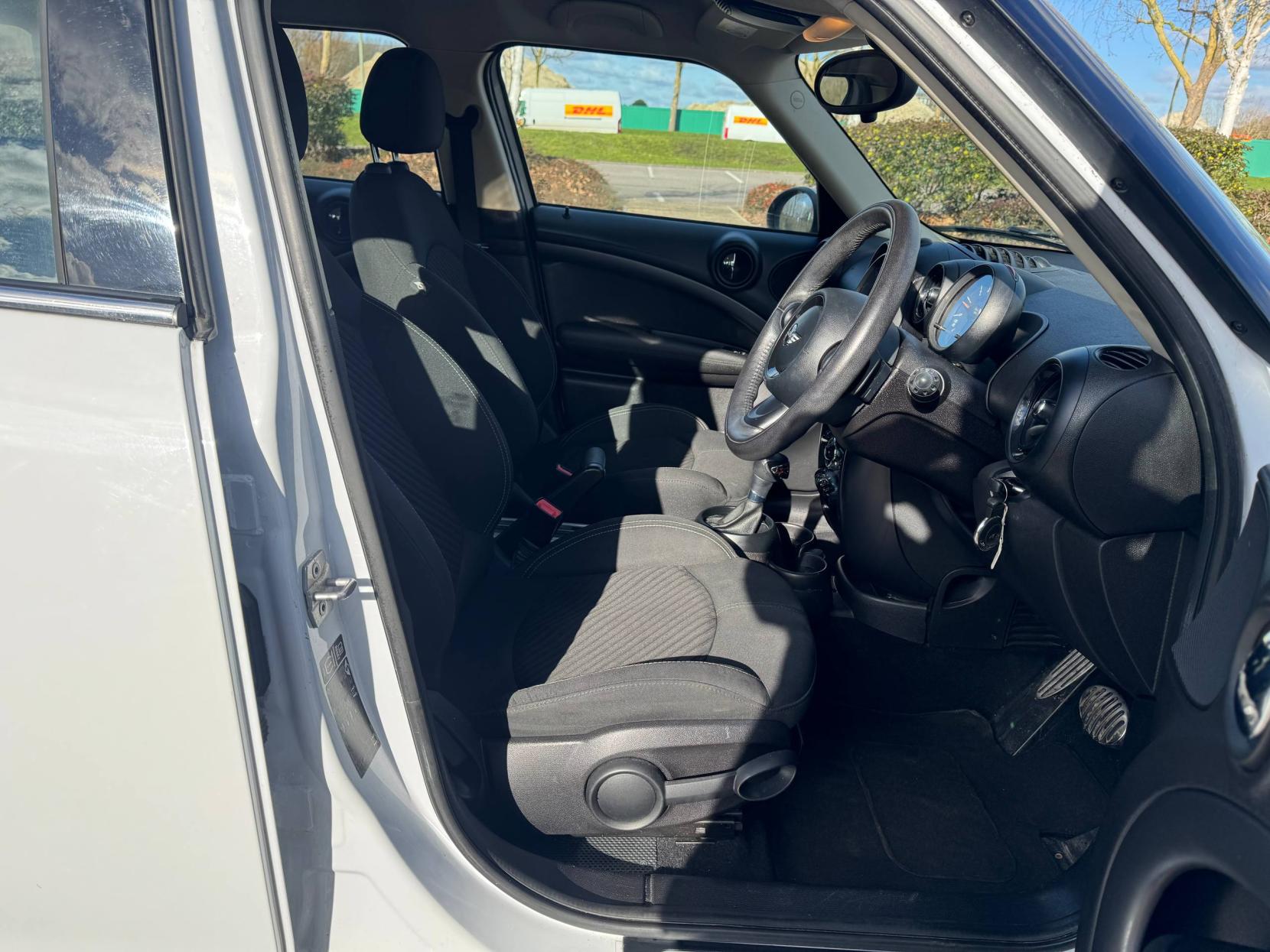 MINI Countryman 2.0 Cooper SD SUV 5dr Diesel Auto Euro 5 (143 ps)