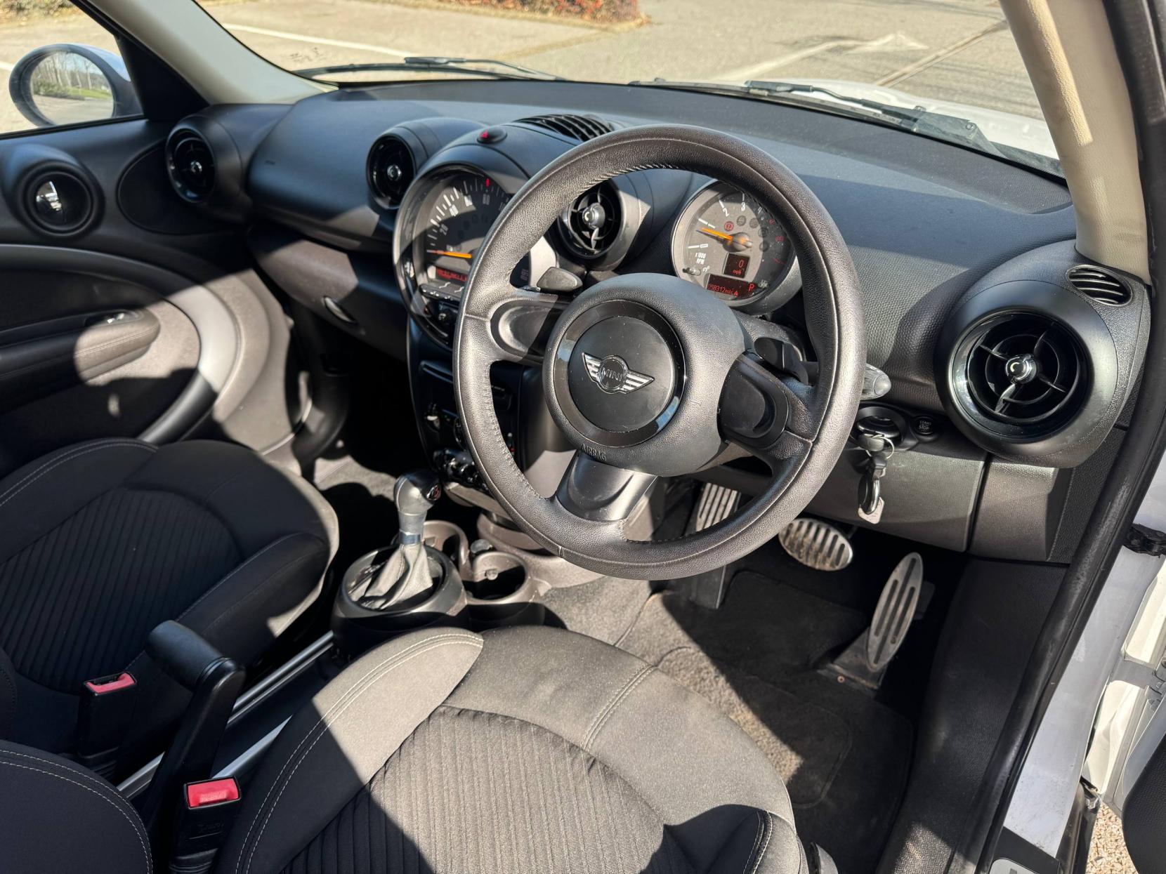 MINI Countryman 2.0 Cooper SD SUV 5dr Diesel Auto Euro 5 (143 ps)