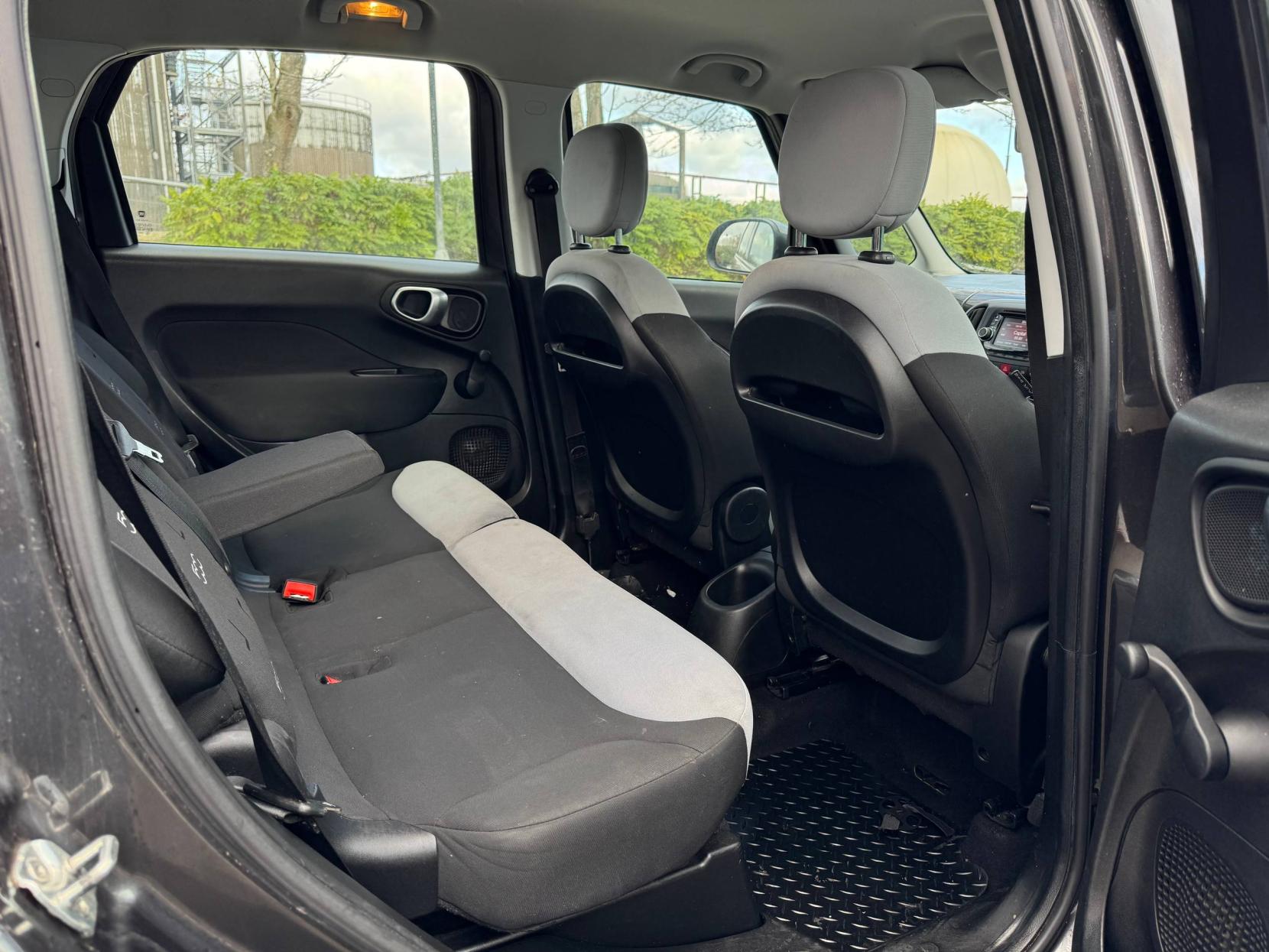 Fiat 500L 1.3 MultiJet Pop Star MPW 5dr Diesel Dualogic Euro 5 (s/s) (85 bhp)