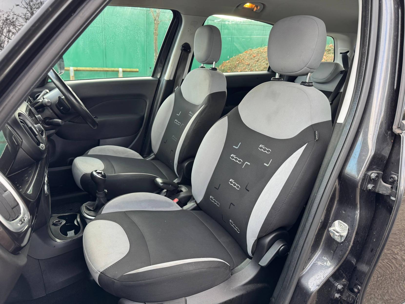 Fiat 500L 1.3 MultiJet Pop Star MPW 5dr Diesel Dualogic Euro 5 (s/s) (85 bhp)