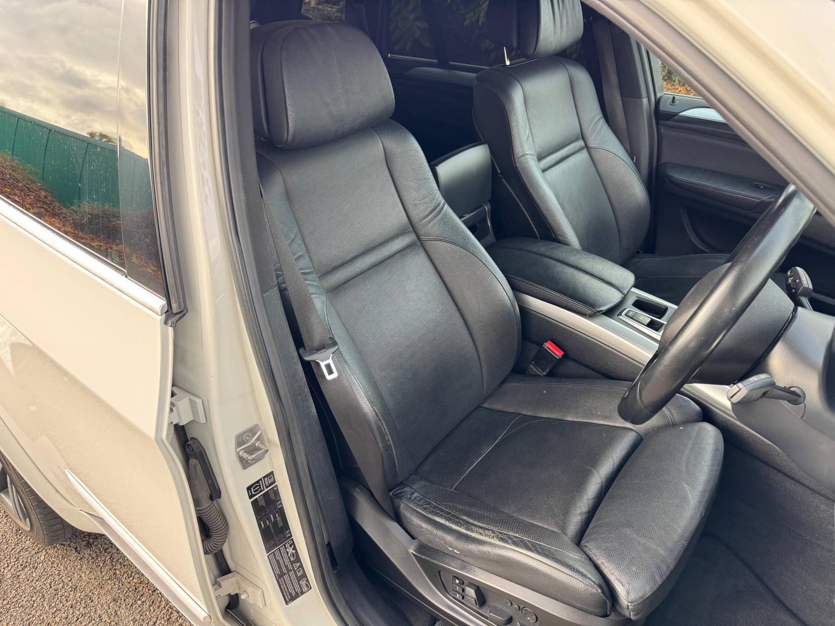 BMW X5 3.0 40d M Sport SUV 5dr Diesel Steptronic xDrive Euro 5 (306 ps)