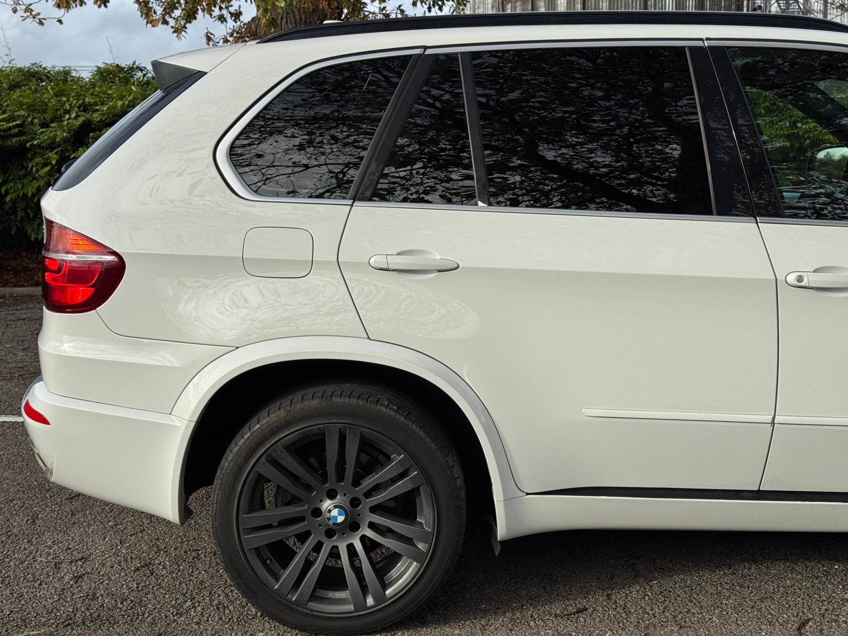 BMW X5 3.0 40d M Sport SUV 5dr Diesel Steptronic xDrive Euro 5 (306 ps)