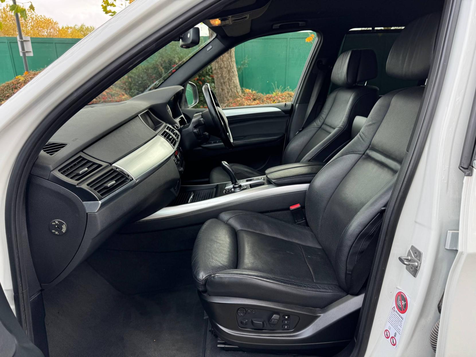 BMW X5 3.0 40d M Sport SUV 5dr Diesel Steptronic xDrive Euro 5 (306 ps)