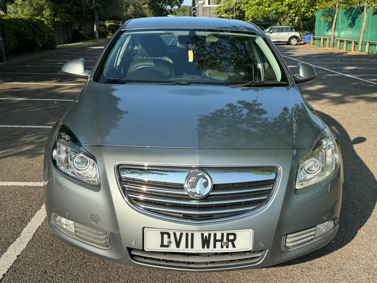 Vauxhall Insignia 2.0 CDTi Elite Nav Hatchback 5dr Diesel Auto Euro 5 (160 ps)