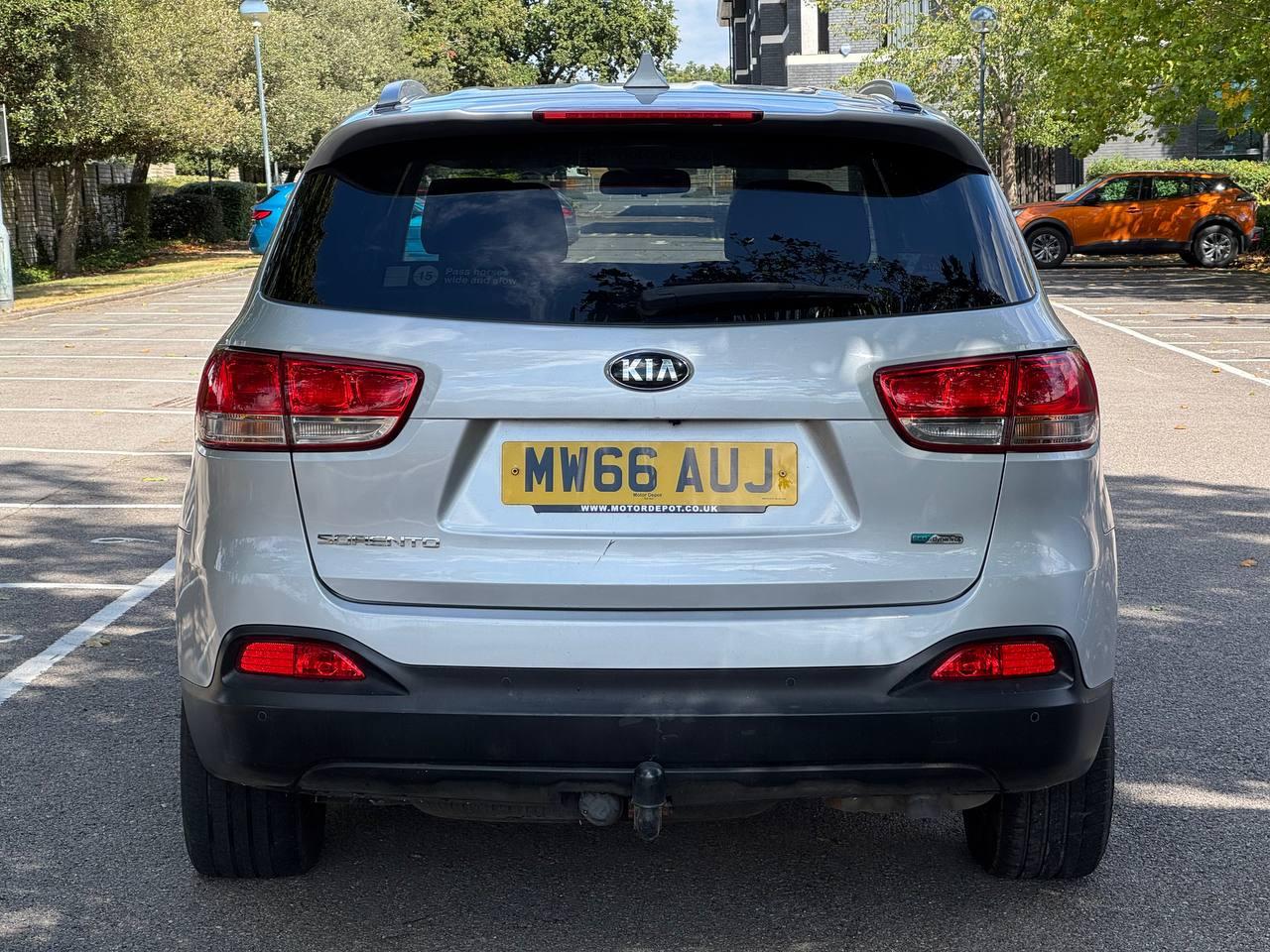 Kia Sorento 2.2 CRDi KX-1 SUV 5dr Diesel Manual AWD Euro 6 (s/s) (197 bhp)