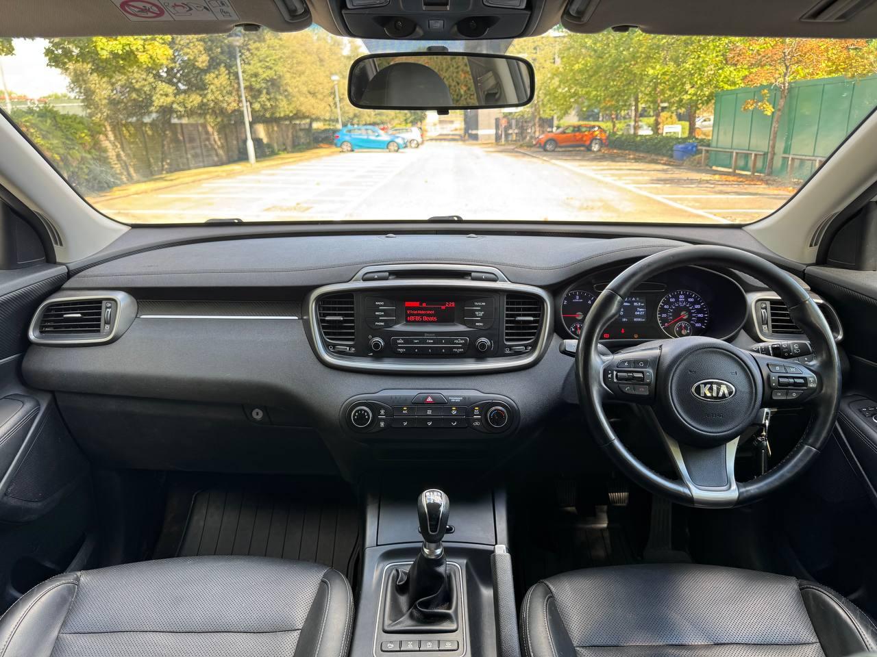 Kia Sorento 2.2 CRDi KX-1 SUV 5dr Diesel Manual AWD Euro 6 (s/s) (197 bhp)