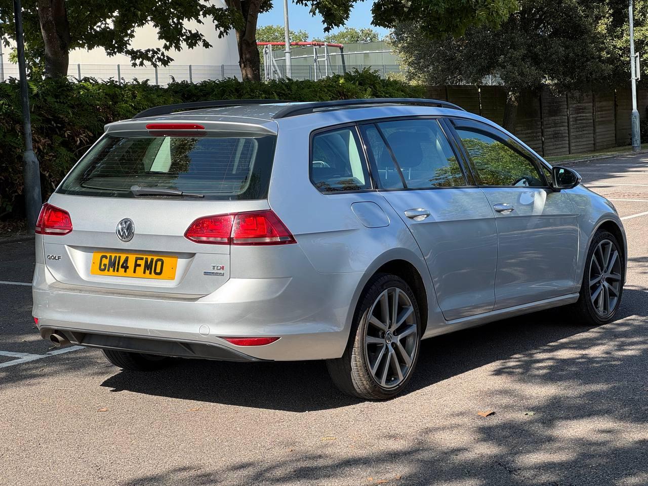 Volkswagen Golf 1.6 TDI BlueMotion Tech SE Estate 5dr Diesel DSG Euro 5 (s/s) (105 ps)
