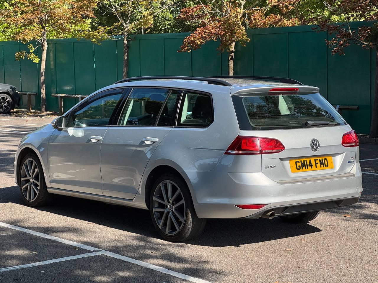 Volkswagen Golf 1.6 TDI BlueMotion Tech SE Estate 5dr Diesel DSG Euro 5 (s/s) (105 ps)