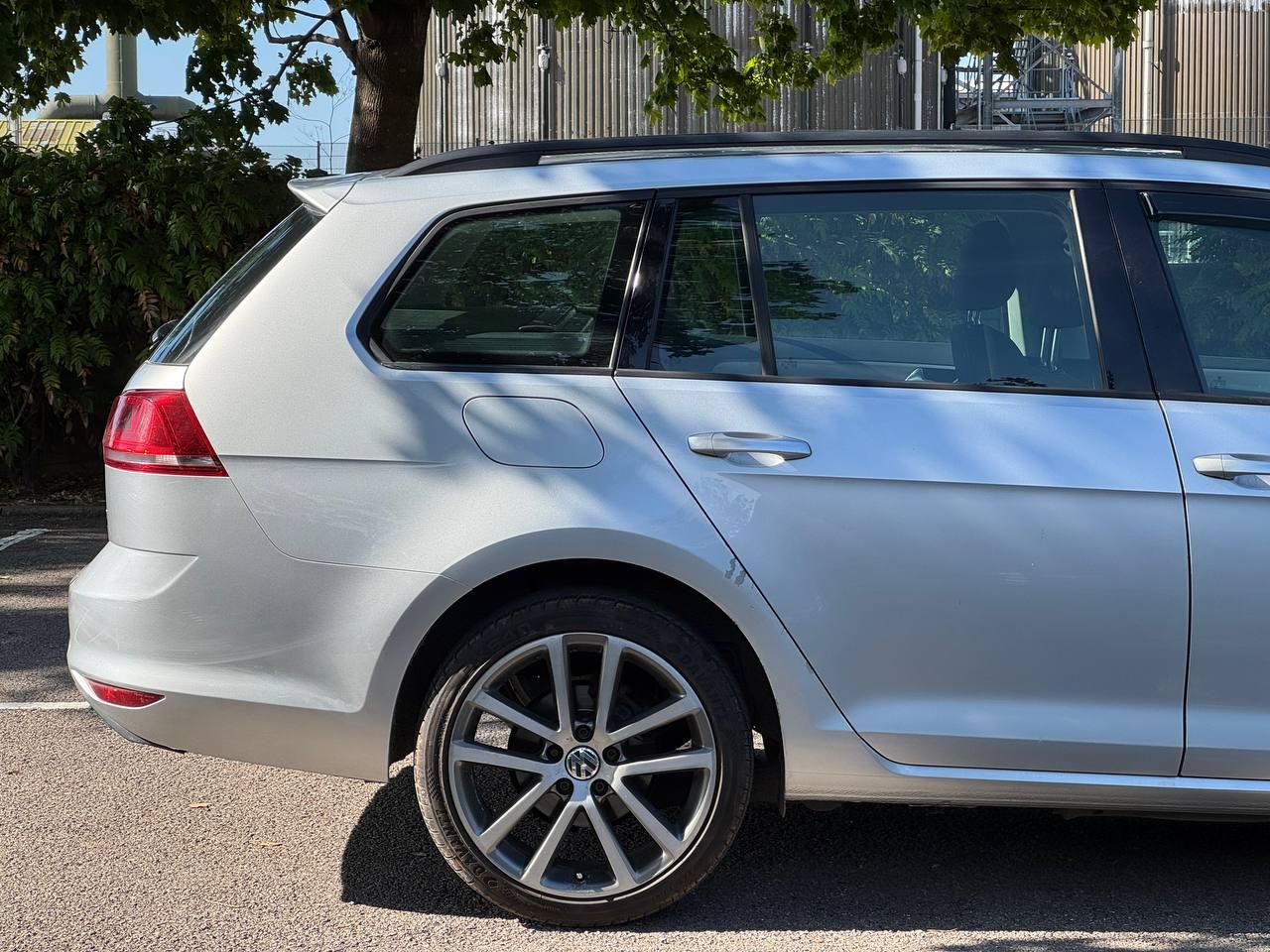 Volkswagen Golf 1.6 TDI BlueMotion Tech SE Estate 5dr Diesel DSG Euro 5 (s/s) (105 ps)