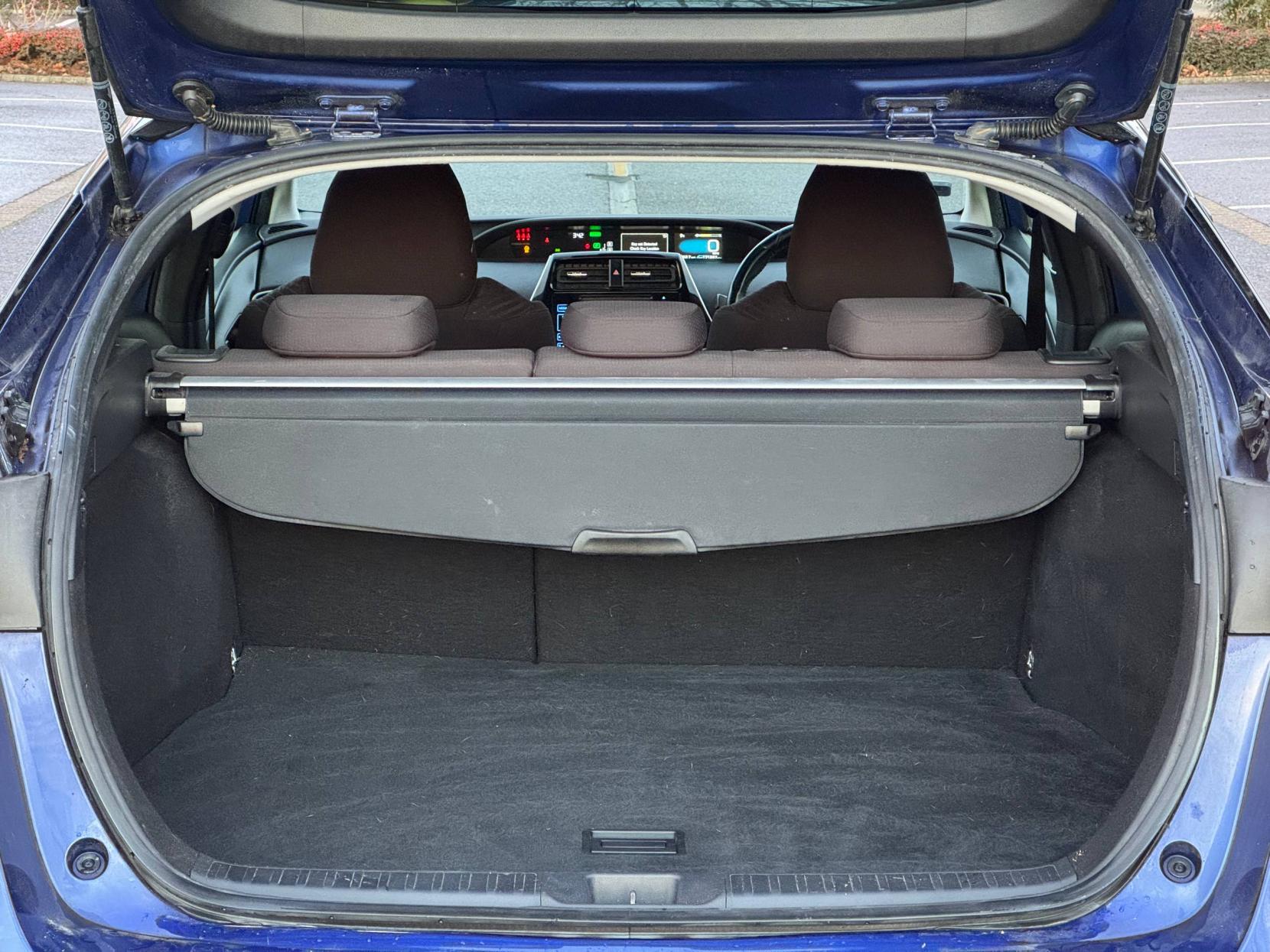 Toyota Prius 1.8 VVT-h Active Hatchback 5dr Petrol Hybrid CVT Euro 6 (s/s) (122 ps)