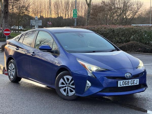 Toyota Prius 1.8 VVT-h Active Hatchback 5dr Petrol Hybrid CVT Euro 6 (s/s) (122 ps)