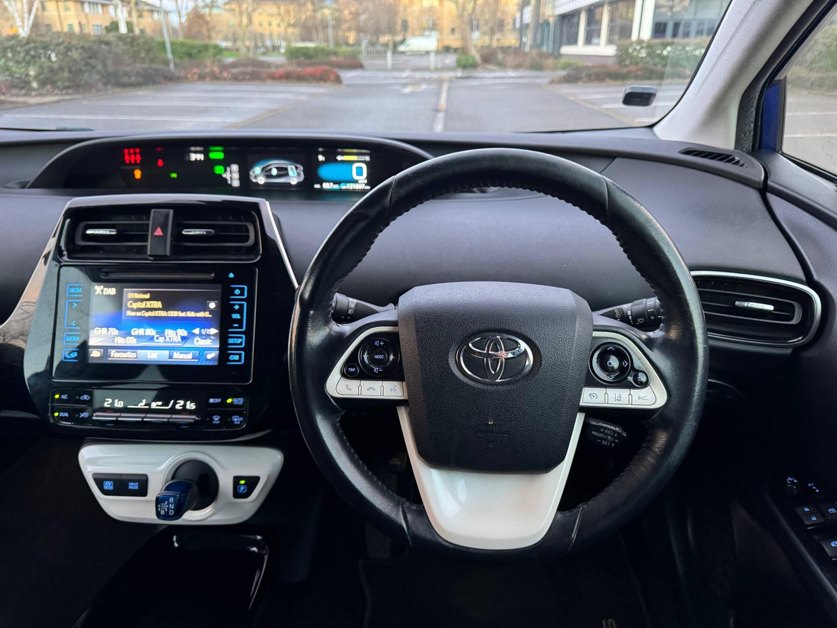 Toyota Prius 1.8 VVT-h Active Hatchback 5dr Petrol Hybrid CVT Euro 6 (s/s) (122 ps)