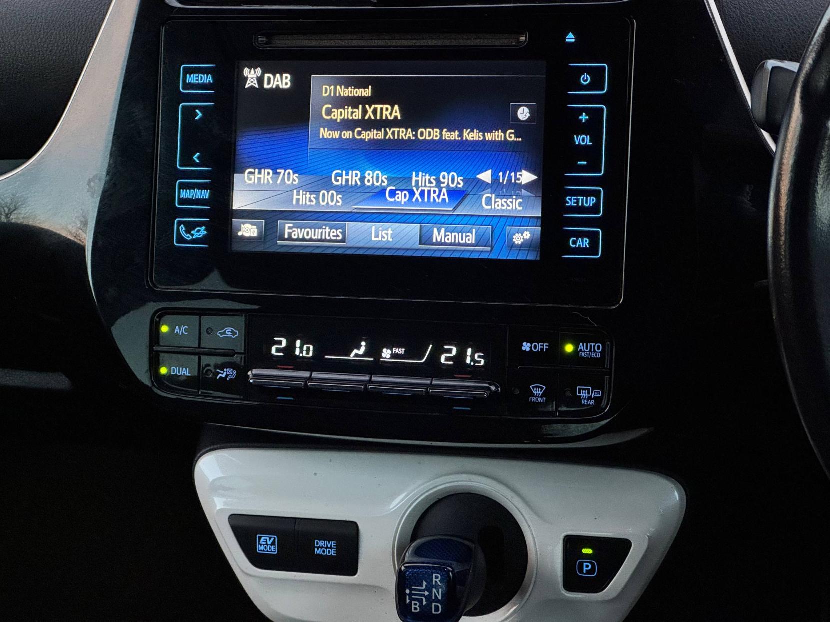 Toyota Prius 1.8 VVT-h Active Hatchback 5dr Petrol Hybrid CVT Euro 6 (s/s) (122 ps)