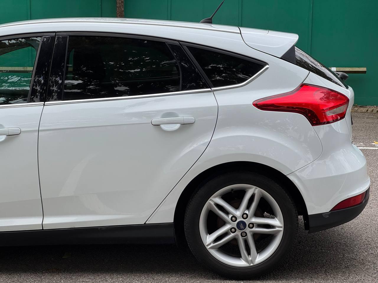 Ford Focus 1.5 TDCi Zetec Hatchback 5dr Diesel Manual Euro 6 (s/s) (120 ps)