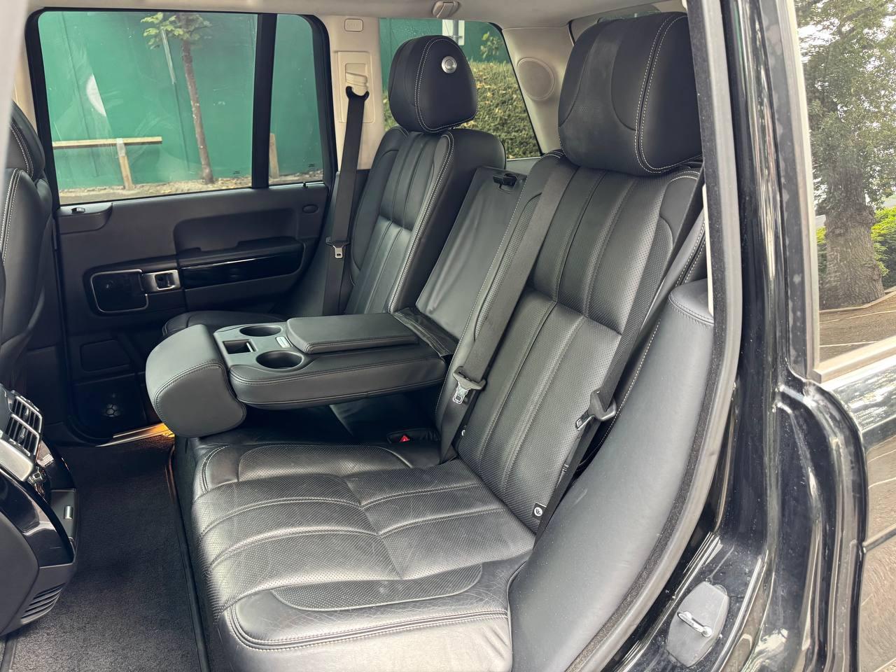 Land Rover Range Rover 3.6 TD V8 Vogue SE SUV 5dr Diesel Auto 4WD Euro 4 (271 ps)