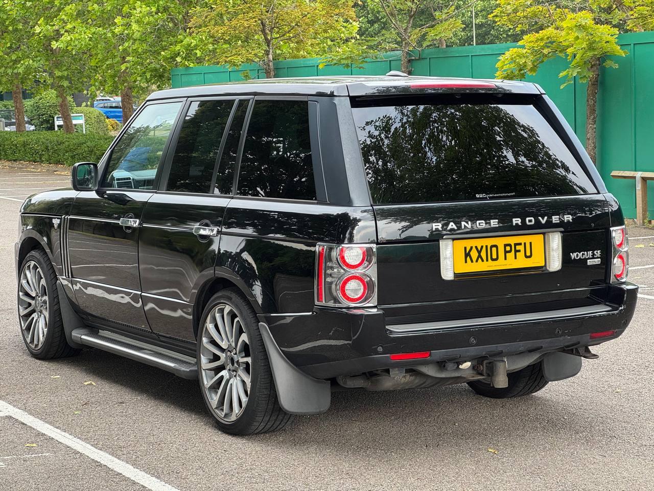 Land Rover Range Rover 3.6 TD V8 Vogue SE SUV 5dr Diesel Auto 4WD Euro 4 (271 ps)