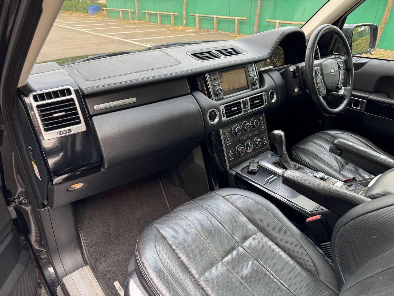 Land Rover Range Rover 3.6 TD V8 Vogue SE SUV 5dr Diesel Auto 4WD Euro 4 (271 ps)
