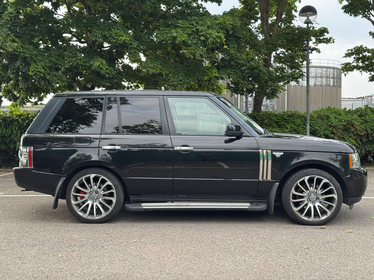 Land Rover Range Rover 3.6 TD V8 Vogue SE SUV 5dr Diesel Auto 4WD Euro 4 (271 ps)
