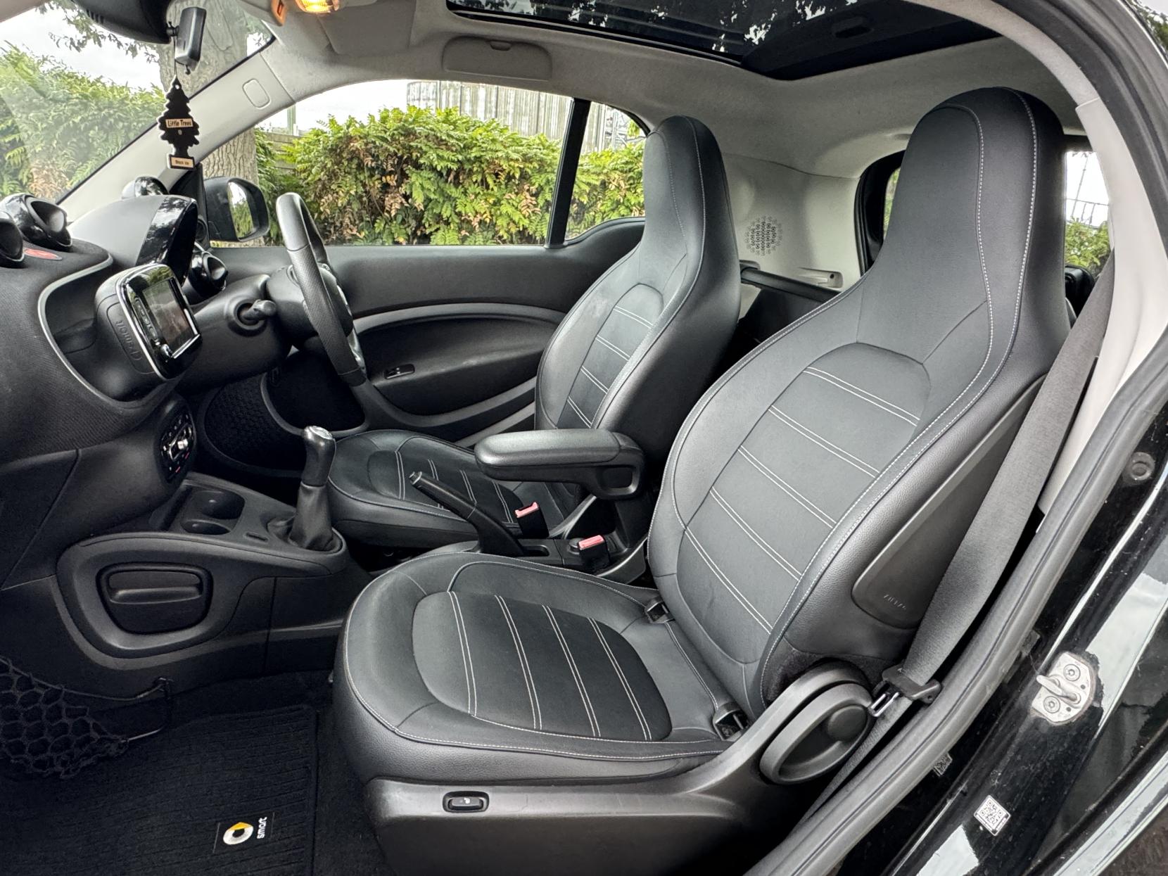 Smart fortwo 1.0 Prime Sport (Premium Plus) Coupe 2dr Petrol Manual Euro 6 (s/s) (71 ps)