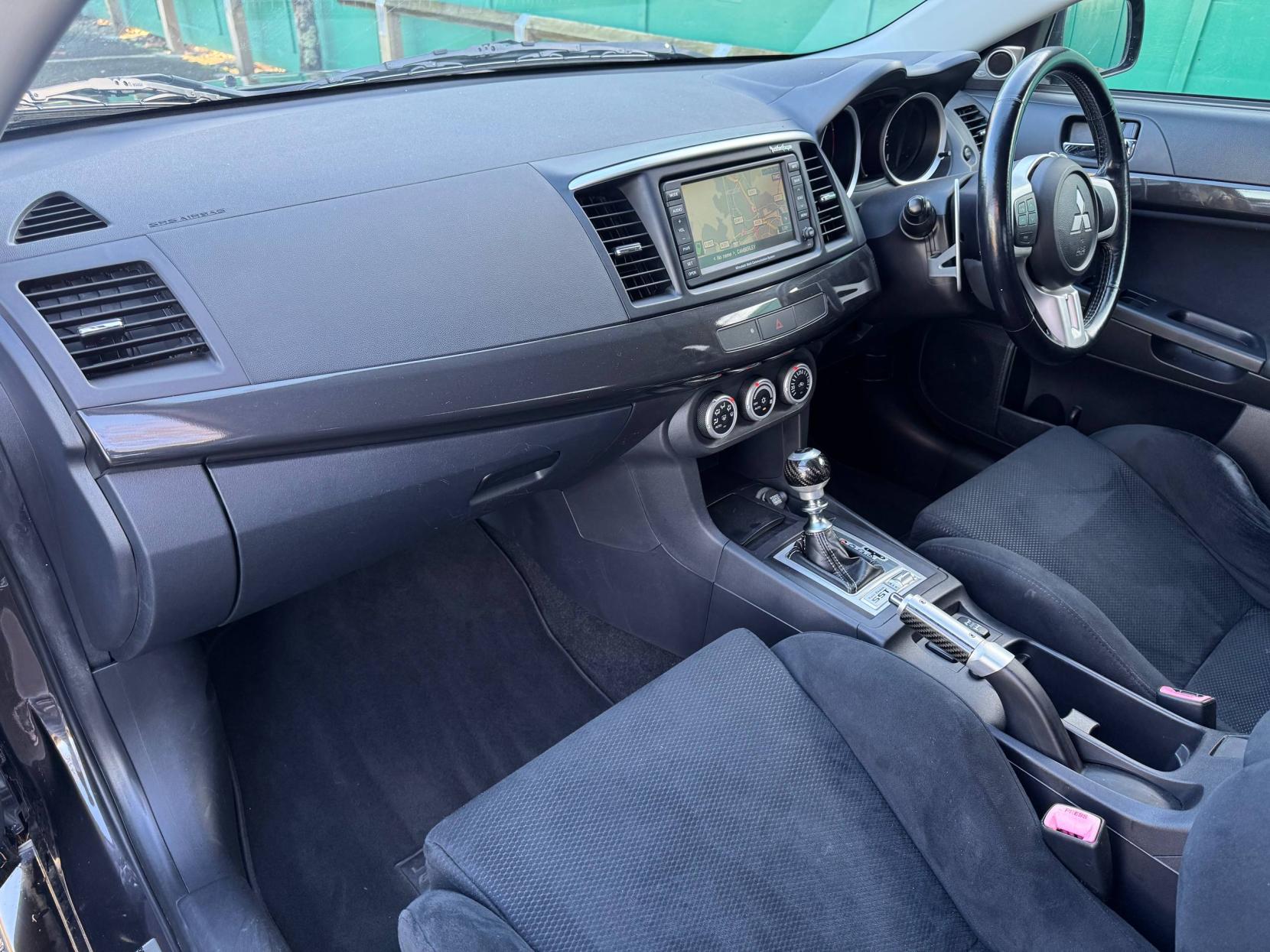 Mitsubishi Lancer 2.0T EVO X GSR FQ-300 Saloon 4dr Petrol SST 4WD Euro 4 (290 ps)