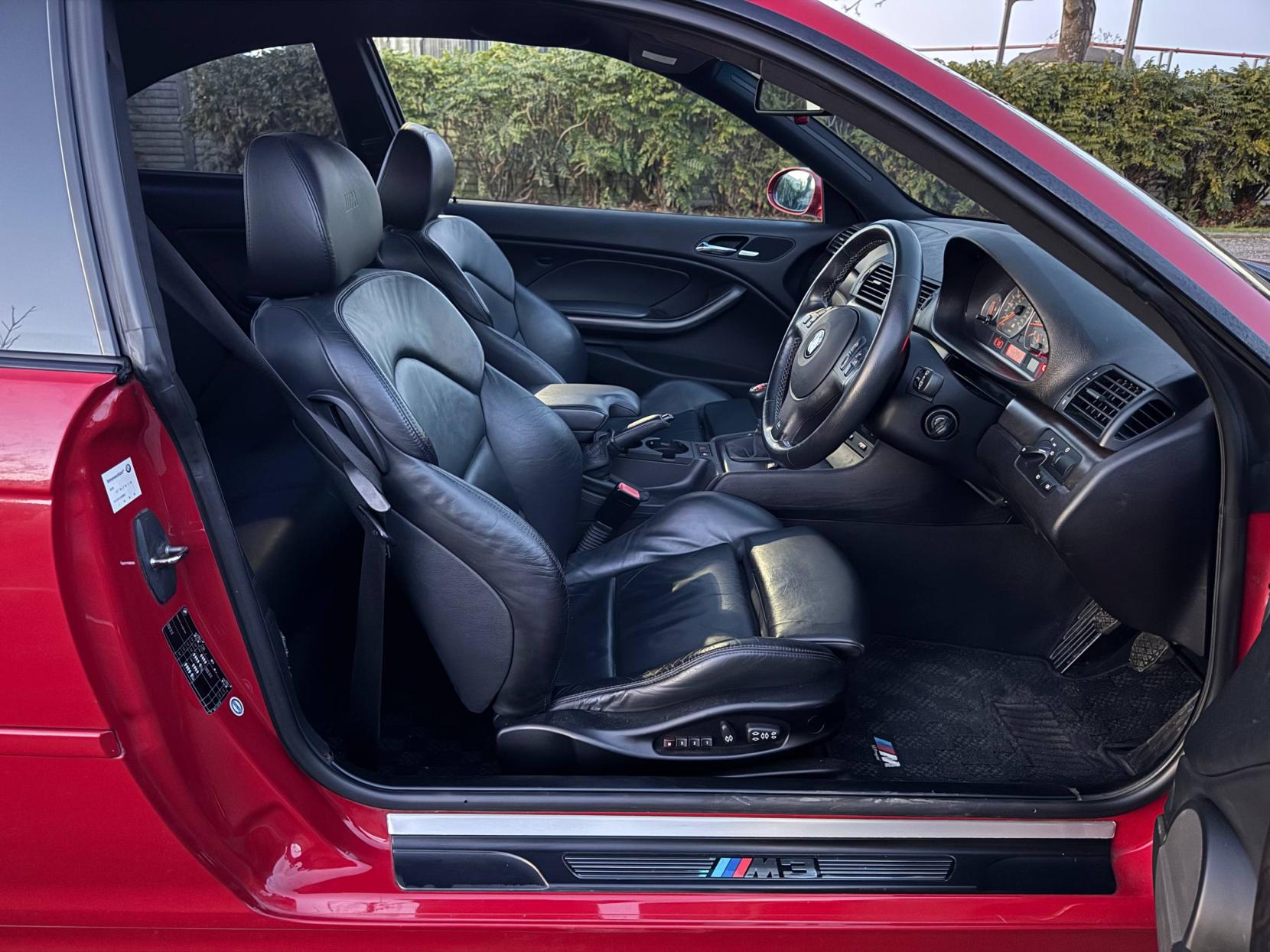 BMW M3 3.2i Coupe 2dr Petrol Manual Euro 3 (343 ps)