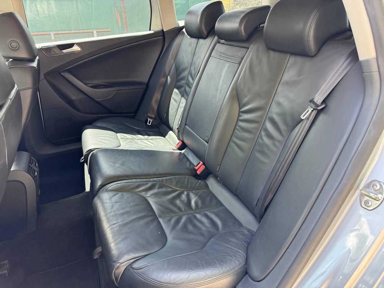 Volkswagen Passat 2.0 TDI Highline Estate 5dr Diesel Manual Euro 5 (140 ps)