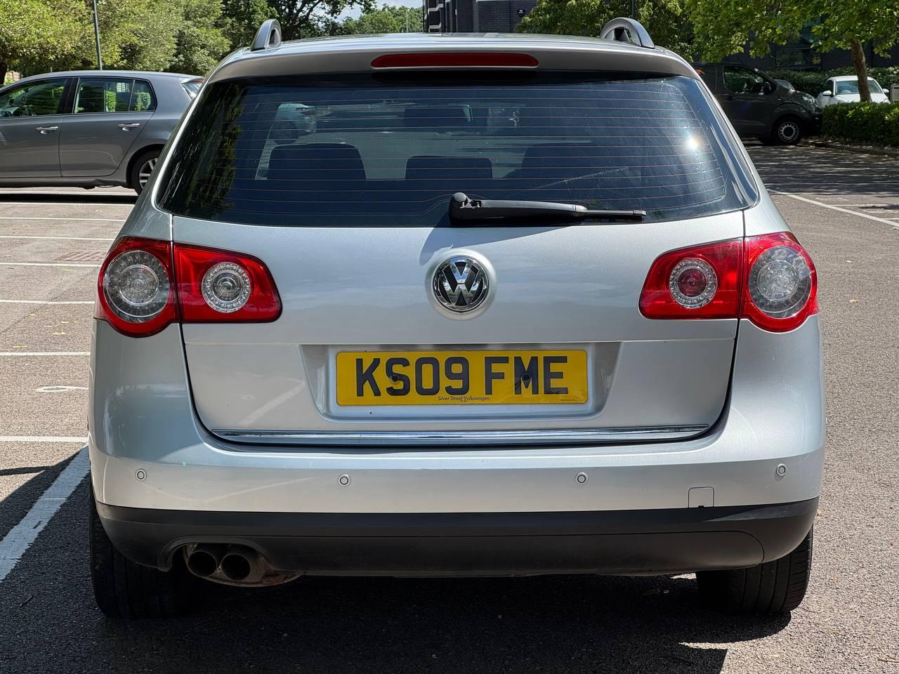 Volkswagen Passat 2.0 TDI Highline Estate 5dr Diesel Manual Euro 5 (140 ps)