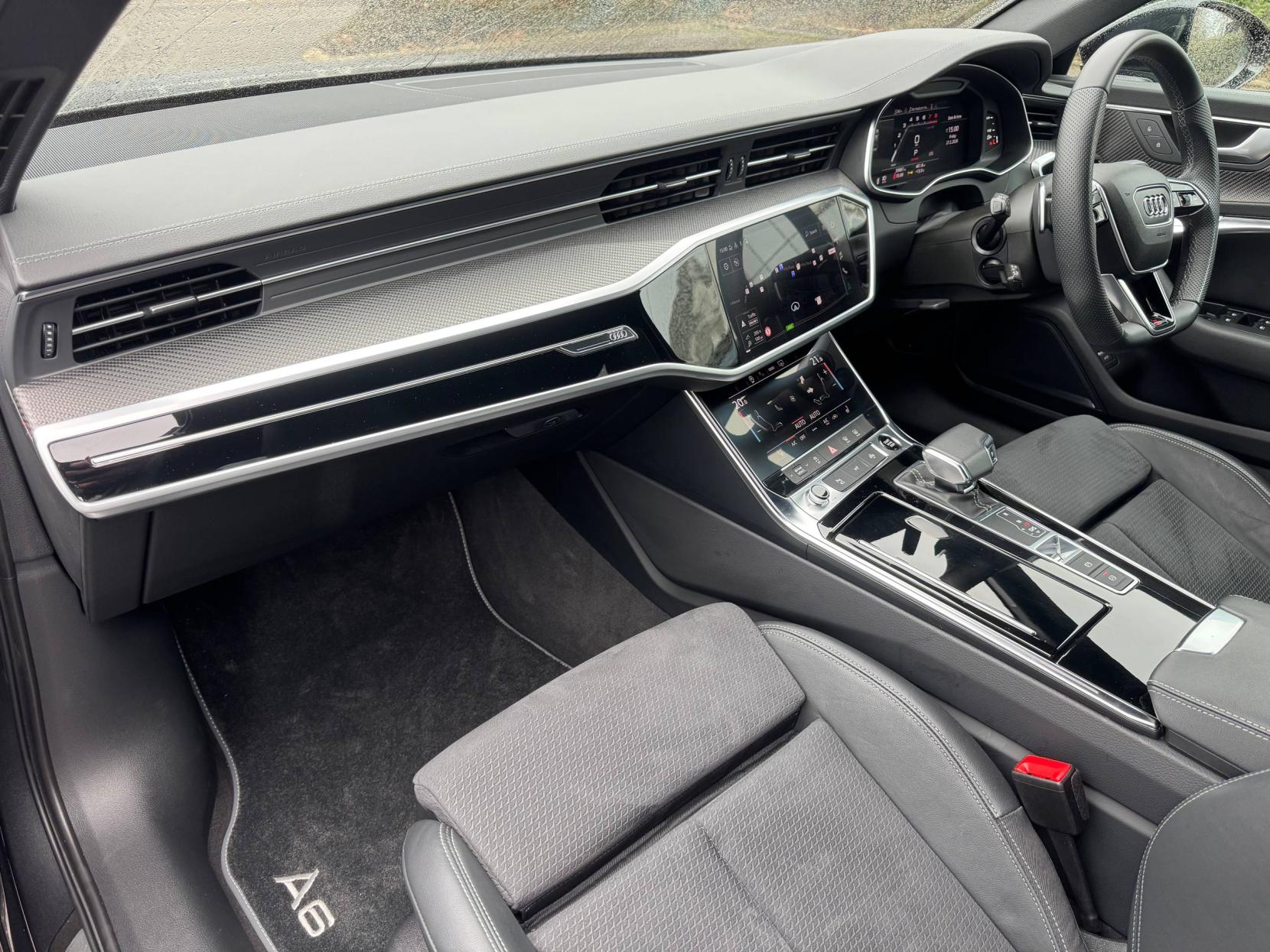 Audi A6 Saloon 2.0 TFSI 40 Black Edition Saloon 4dr Petrol S Tronic Euro 6 (s/s) (204 ps)