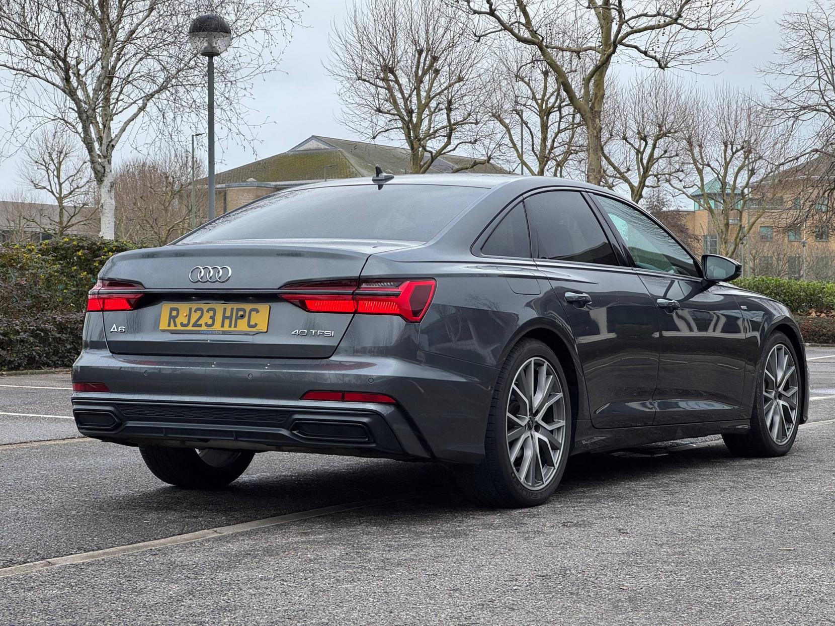 Audi A6 Saloon 2.0 TFSI 40 Black Edition Saloon 4dr Petrol S Tronic Euro 6 (s/s) (204 ps)